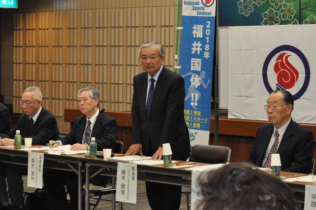 勝木委員長挨拶