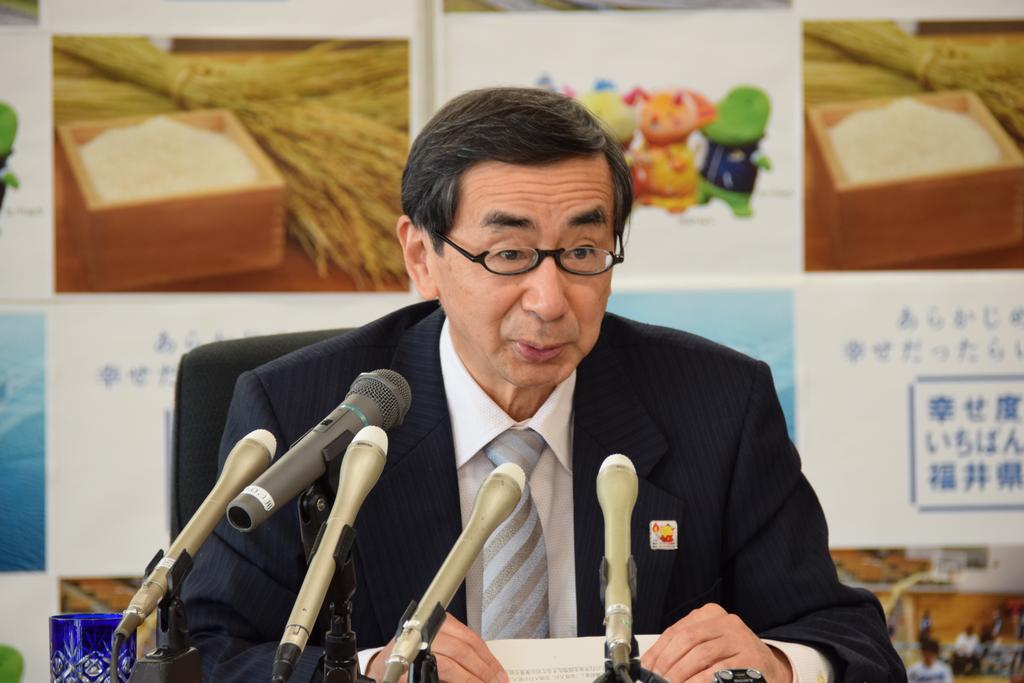 H29.2.13知事写真