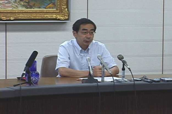 記者会見