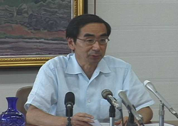 記者会見
