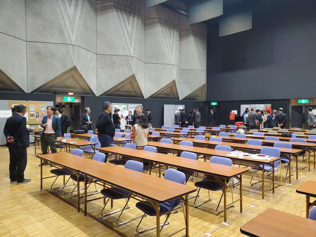 会場1