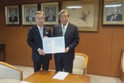 自民党　森山幹事長